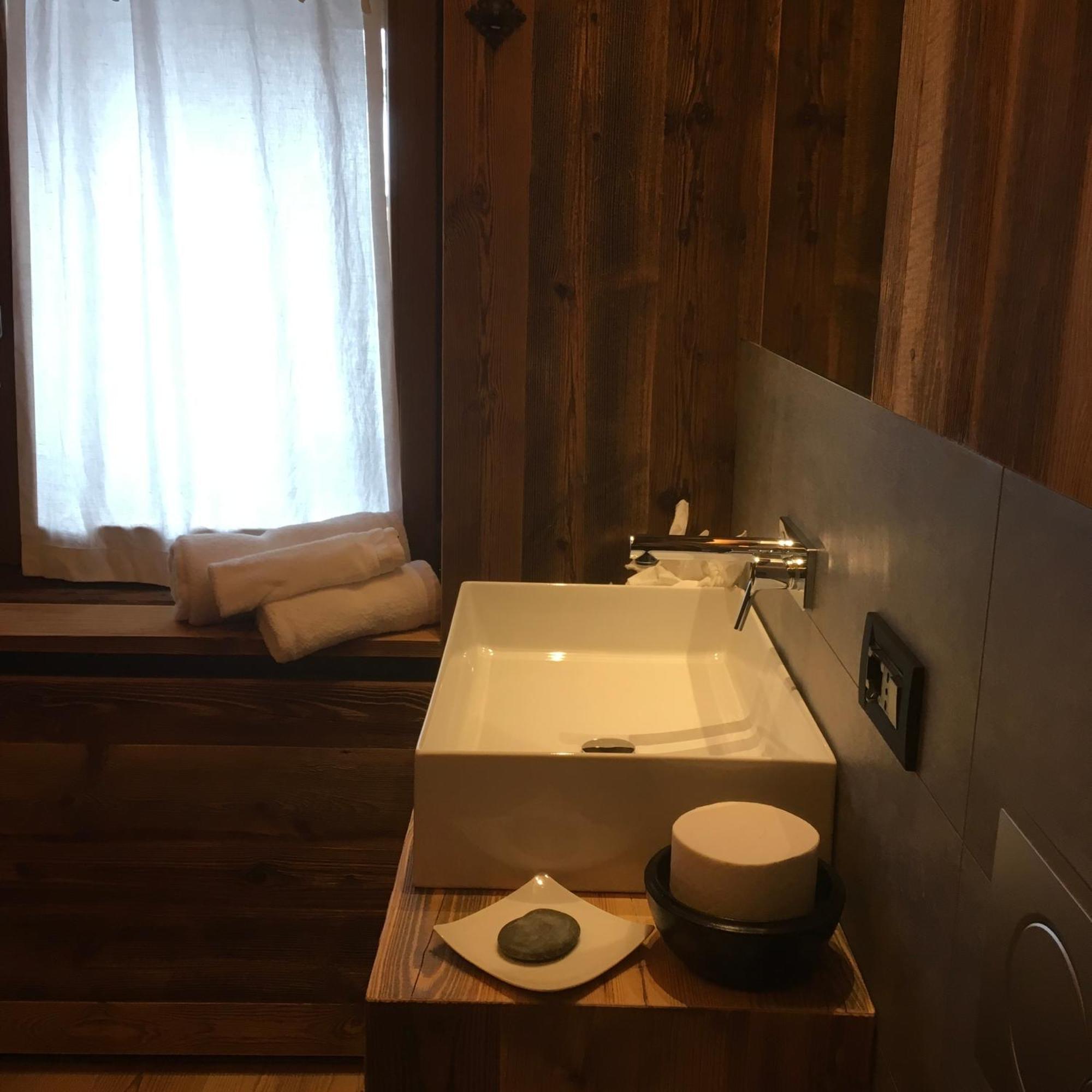 B&B Rossodisera Домедже-ди-Кадоре Экстерьер фото