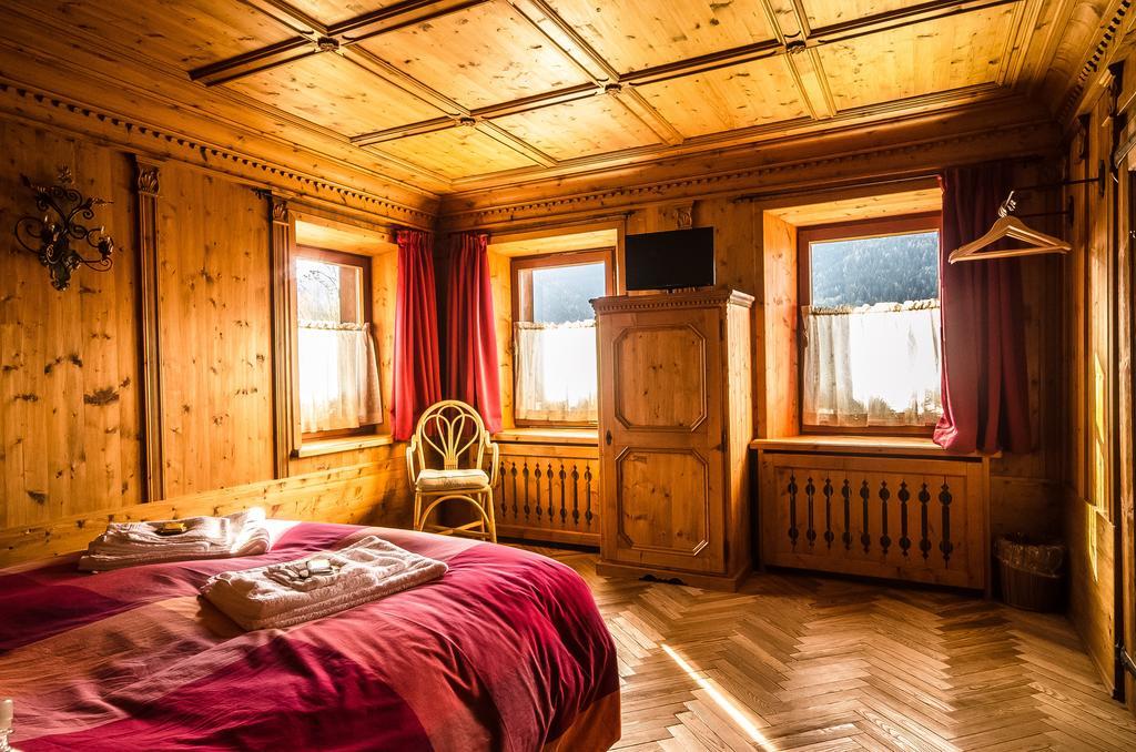 B&B Rossodisera Домедже-ди-Кадоре Экстерьер фото